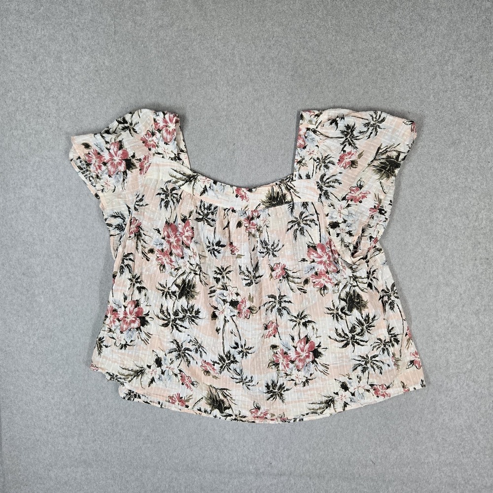 Torrid Women Blouse 4 Pink Floral Romantic Button Square Neck Front Garden Party